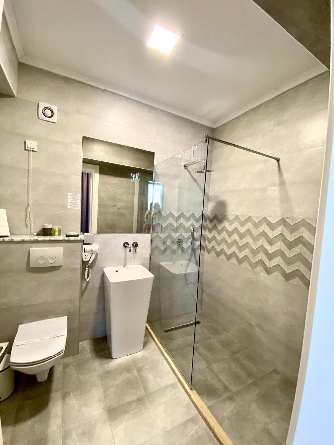 Hotel DNH Năvodari Buitenkant foto